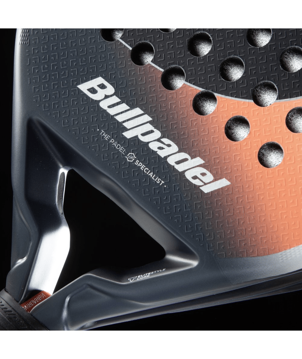 Bullpadel Elite W Padel Racket - Playing Padel