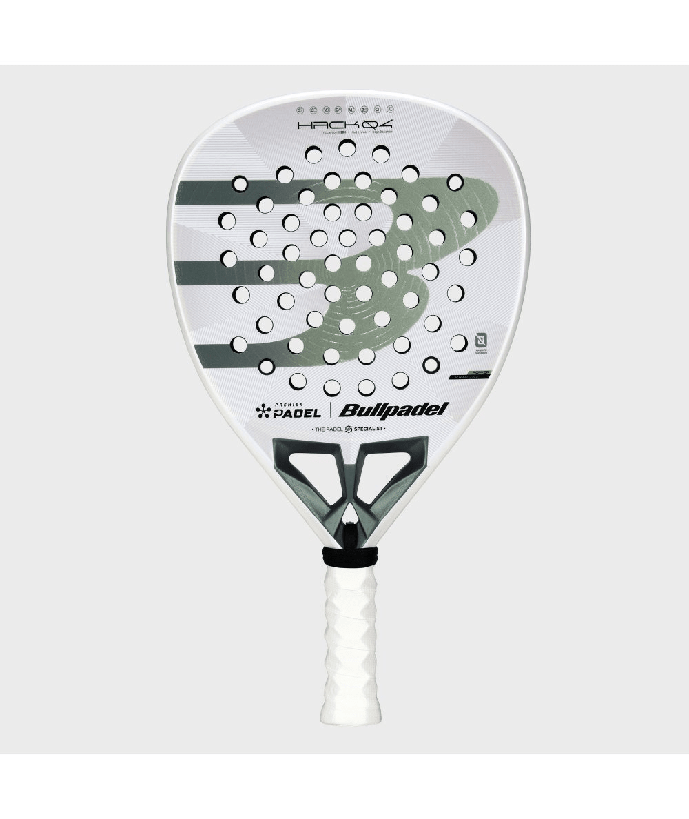Bullpadel Hack 04 Premier Padel 26 Padel Racket - Playing Padel