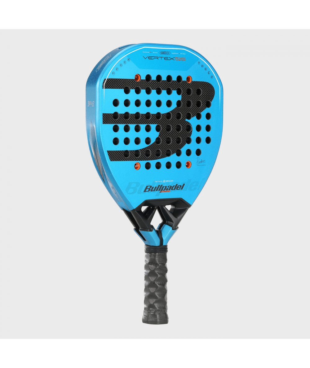 Bullpadel Vertex 05 Geo Padel Racket - Playing Padel