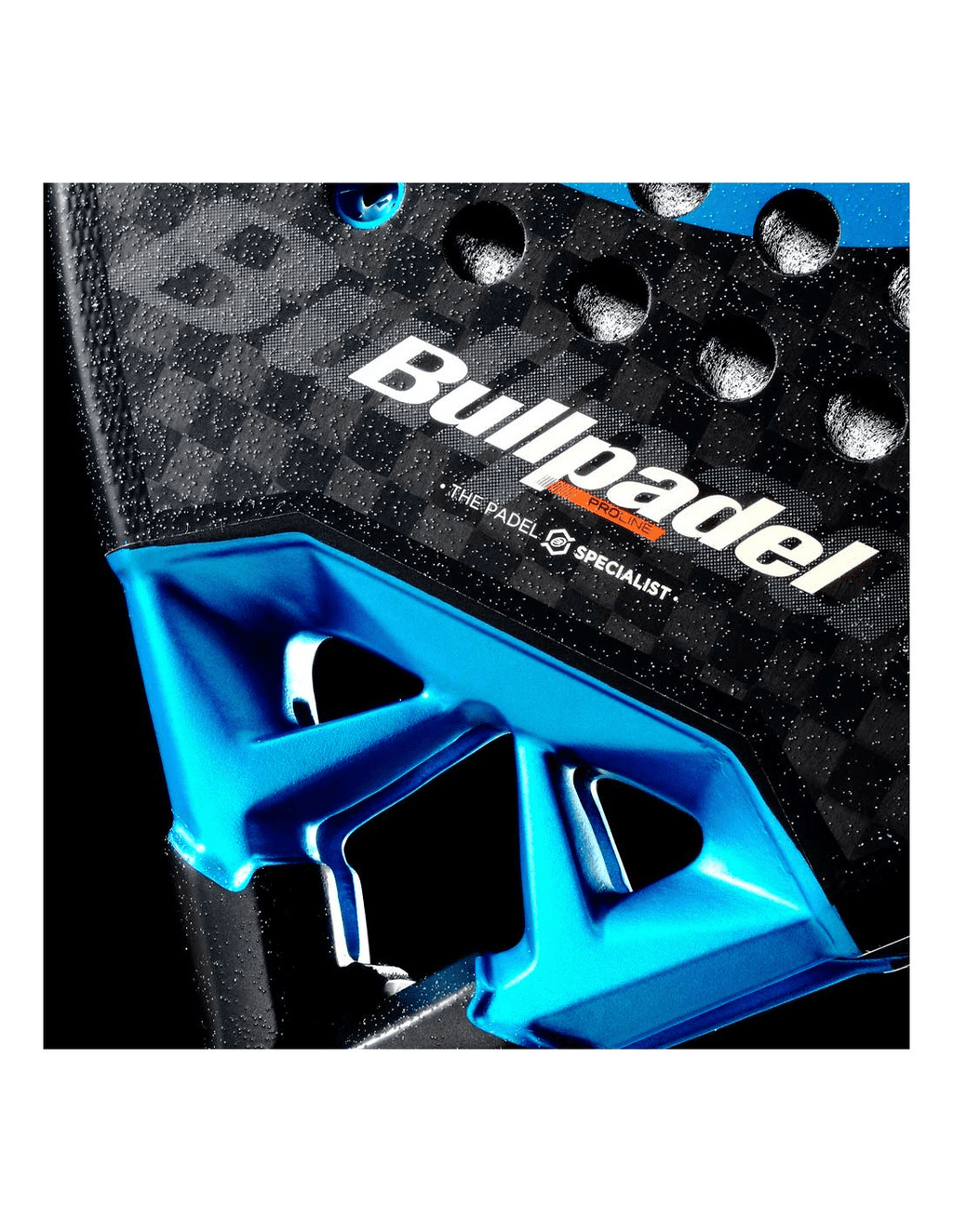 Bullpadel Vertex 05 Hybrid Padel Racket - Playing Padel