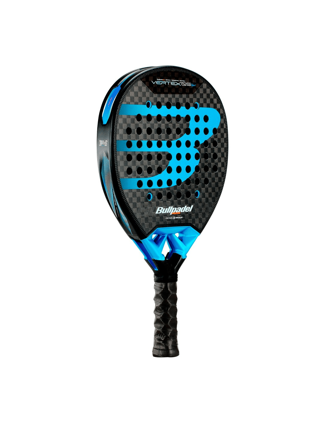 Bullpadel Vertex 05 Hybrid Padel Racket - Playing Padel
