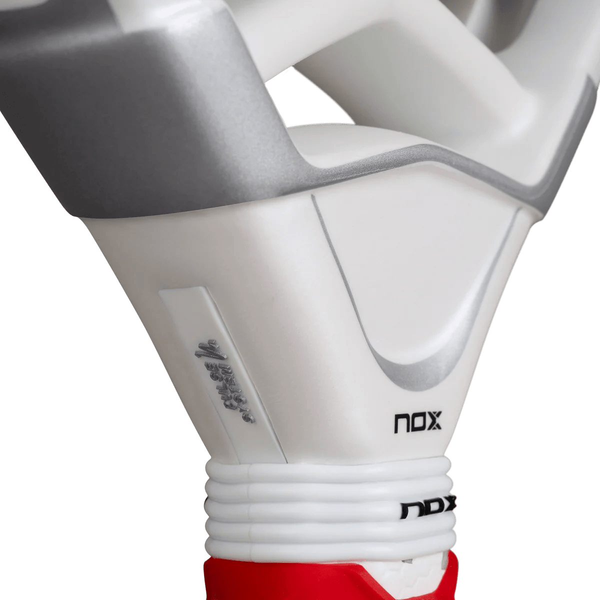 NOX AT10 Luxury Genius Attack 12K Alum XTREM 2026 Padel Racket - Agustín Tapia - Playing Padel